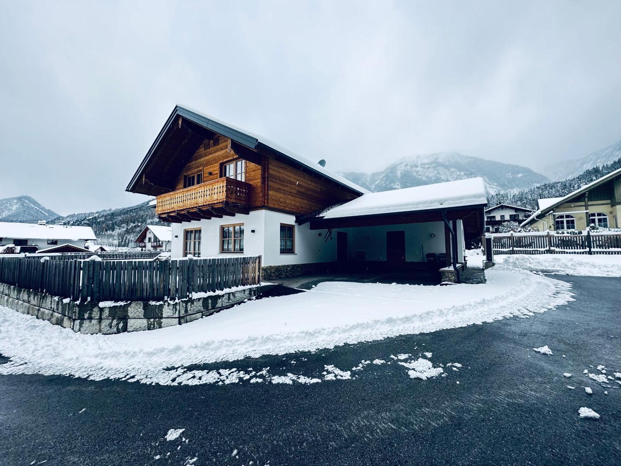 Chalet Hoamatgfuehl Mit Gartensauna - In Der Naehe Von Schladming Haus im Ennstal Buitenkant foto