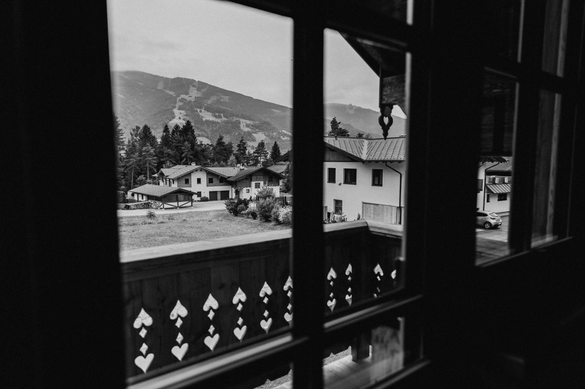 Chalet Hoamatgfuehl Mit Gartensauna - In Der Naehe Von Schladming Haus im Ennstal Buitenkant foto